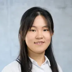 Yi Wang Photo